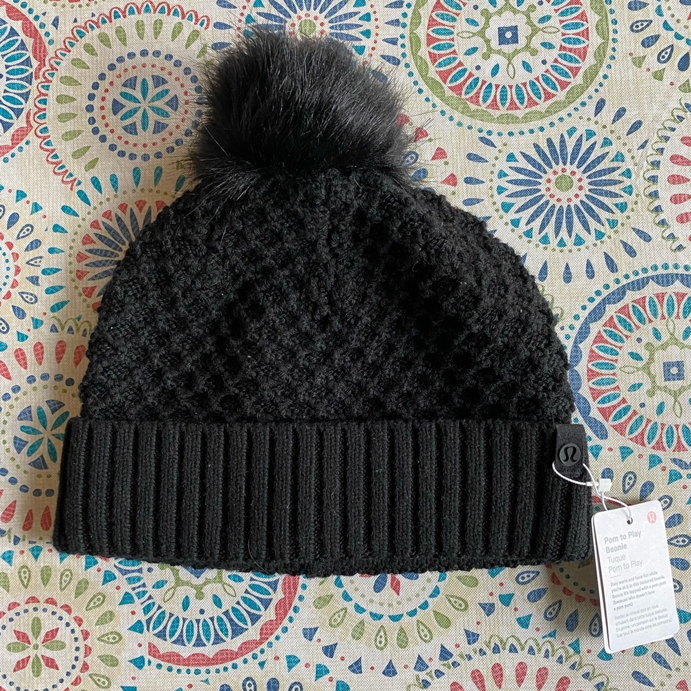 lululemon beanie